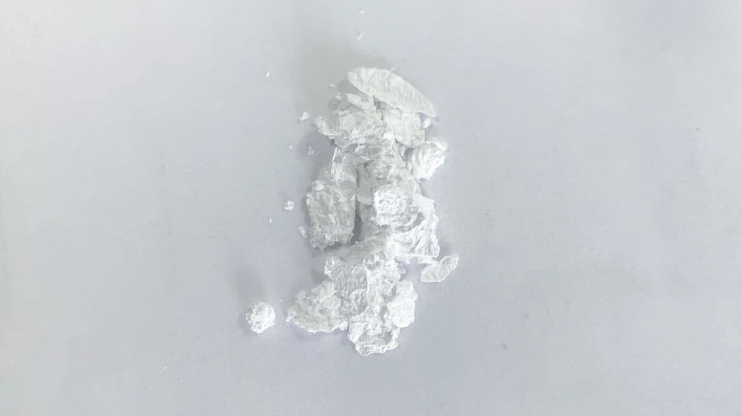 3,29-二苯甲?；闃侨识紎389122-01-4